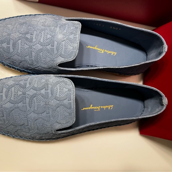 Salvatore Ferragamo blue logo embossed suede sue espadrille flats - Picture 6 of 10